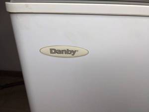 lot 5 image: Danby Chest Freezer