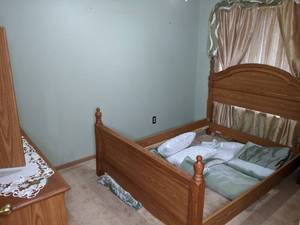 lot 202 image: Classic Palliser Bedroom Suite, TVVCR Combo and Bed Linens