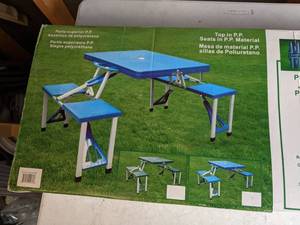 lot 222 image: Foldable Camping Picnic Table