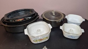 lot 55 image: Kitchen Lot Casserole Dishes, Granite-Ware, and More