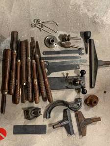 lot 15 image: Craftsman Wood Lathe Accessories