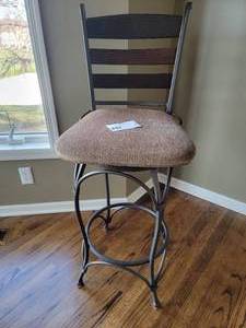 Hom Furniture Wood and Iron Kitchen Bar Stool (Valued $200)