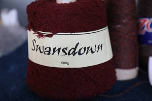lot 60 image: Four Skeins Of Yarn-- (Swansdown-500 g   & Zodiac)---In Browns Or Rust, Etc.)