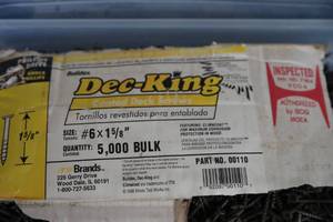 lot 93 image: #6  x  1 58 Bulk Screws--Dec-King Coated Deck Screws Quantity 5,000 Bulk