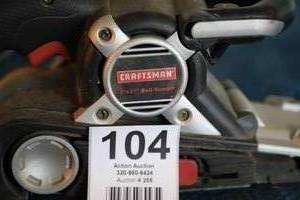 lot 104 image: Craftsman 3  x  21 Belt Sander