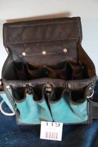lot 119 image: Green Tool Carrying Case W Pockets & Handles