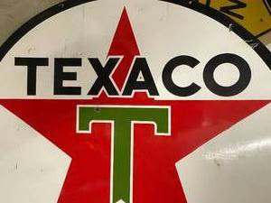lot 10 image: Large 72 Original Texaco double-sided porcelain sign