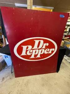 lot 19 image: Large Dr Pepper metal sign