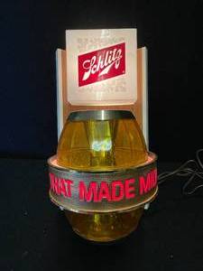 lot 24 image: Schlitz Beer rotating light up barrel  keg lamp