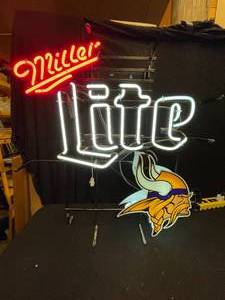 lot 35 image: Miller Lite MN Vikings neon