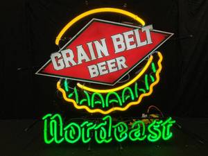 lot 59 image: Grain Belt Beer Nordeast bottlecap neon