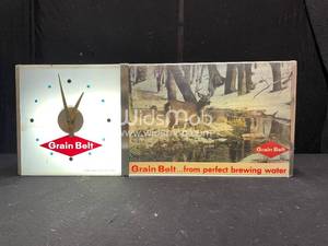 lot 84 image: Grain Belt Beer clock with backlit buck image