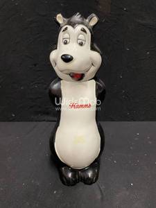 lot 86 image: Hamms Beer ceramic decanter