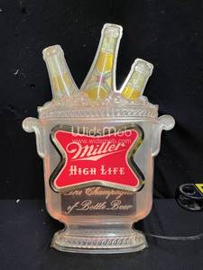 lot 91 image: Miller High Life ice bucket light up