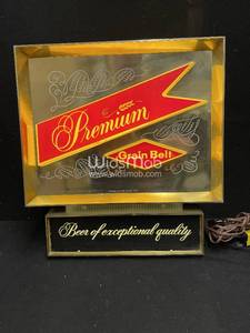 lot 112 image: Grain Belt Premium Light Up