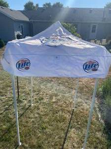 lot 99 image: Miller Lite  MN Vikings EZ UP tailgater shelter