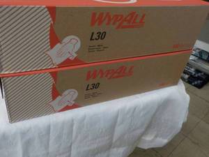 2 boxes Wypall white professional c...