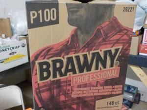 4 boxes Brawny professional cleanin...