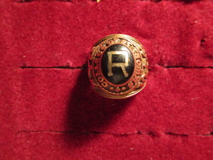 St Thomas Class Ring