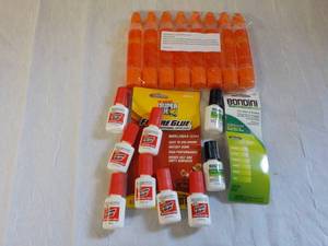 lot 55 image: Glue Products...