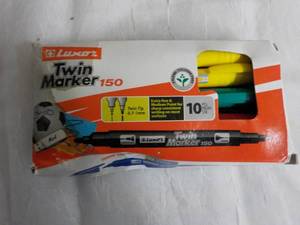 lot 105 image: LUXO Permanent Marker Set...