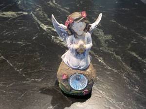 lot 107 image: Angel Solar Spot Light...
