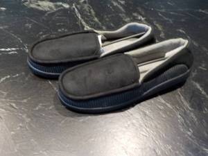 lot 114 image: Black Slippers size M...
