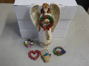 lot 247 image: lot of 3 Sets 9 Angel with 5 Seaso...