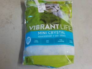 lot 255 image: Vibrant Life 8 lb. Bag Cat Litter...