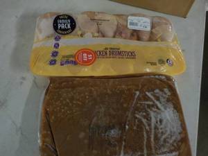 lot 303 image: 1 - 5 lb. Bag Frozen Taco Sauce wit...