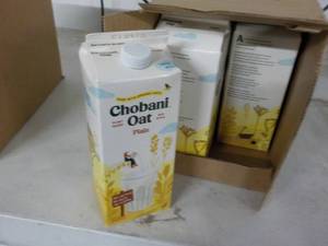 lot 306 image: 6 - 52 oz Ctns Chobani Oak Beverage...