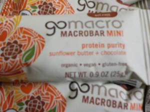 lot 323 image: 110 Gomacro Kids Protein Purity Pro...
