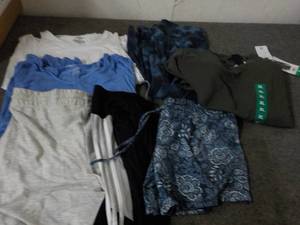 lot 162 image: Womens Clothing size XL...