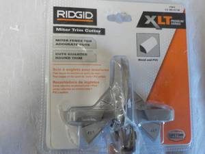 lot 231 image: Ridgid Miter Trim Cutter...