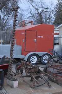 lot 5 image: 7 sickle mower, 2 pt., hydraulic lift, 540 PTO
