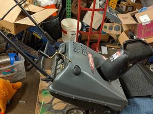 lot 9 image: Craftsman Snow Blower-It Works