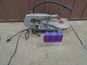 Perofrma scroll saw. Variable speed. Good used condition. As shown.