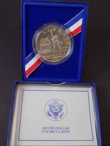 1986 Silver Dollar uncirculated