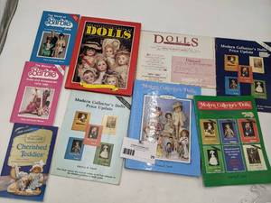 lot 29 image: 9 rare Vintage Dolls and Teddy Bear Collectors Books