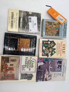 lot 32 image: 6 Rare Vintage Books to Help you Succeed in Reselling Antiques and Collectibles