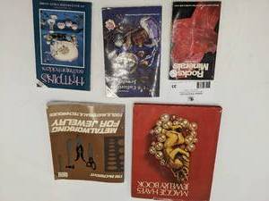 lot 33 image: 5 Rare Vintage Books on Jewelry, Rocks & Minerals, and More