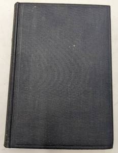 lot 59 image: 4 Vintage & Antique Books-American Literature Fifty Years of Public Service Volume 1 The American Heritage New Illustrated History of The United States The Nw World  All The Queens Men Elizabeth I and Her Courtiers