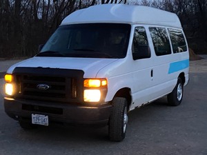 Ford Econoline E.150 Handicap  Mobility Van