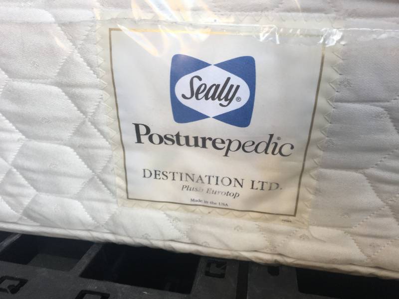 sealy posturepedic yale plush