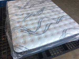 Brand New Serta Perfect Sleeper Elite Trelleburg II Firm Queen Mattress