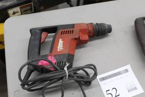lot 52 image: Hilti TE 5 Hammerdrill