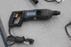 lot 57 image: Bosch Bulldog Hammerdrill 11224VSR
