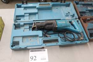 lot 92 image: Makita Reciprocating Saw, Plastic Case