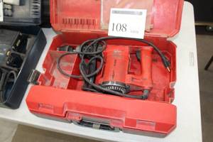 lot 108 image: Hilti TE 22 Hammerdrill, Plastic Case