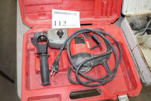 lot 112 image: Milwaukee 1-18 Heavy Duty Rotary Hammer 5359-21, Plastic Case